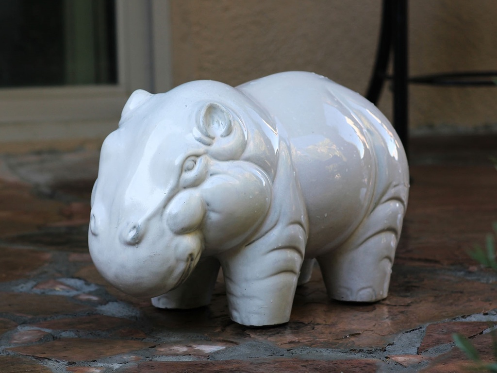 HIPPO, WHITE SPOT 19.5"X10.0"X12.5"