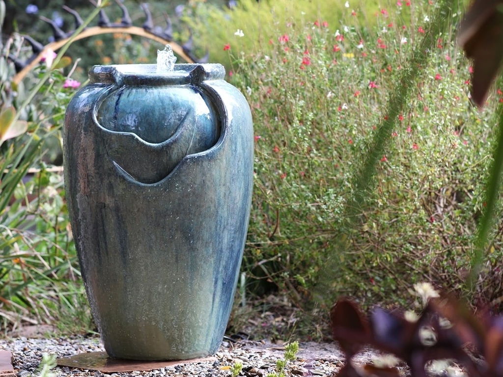 TEA GARDEN FOUNTAIN, SELF CONTAINED, DEEP BLUE SEA, SIZE B, 21.0" X 32.0" (PUMP INCLUDED)