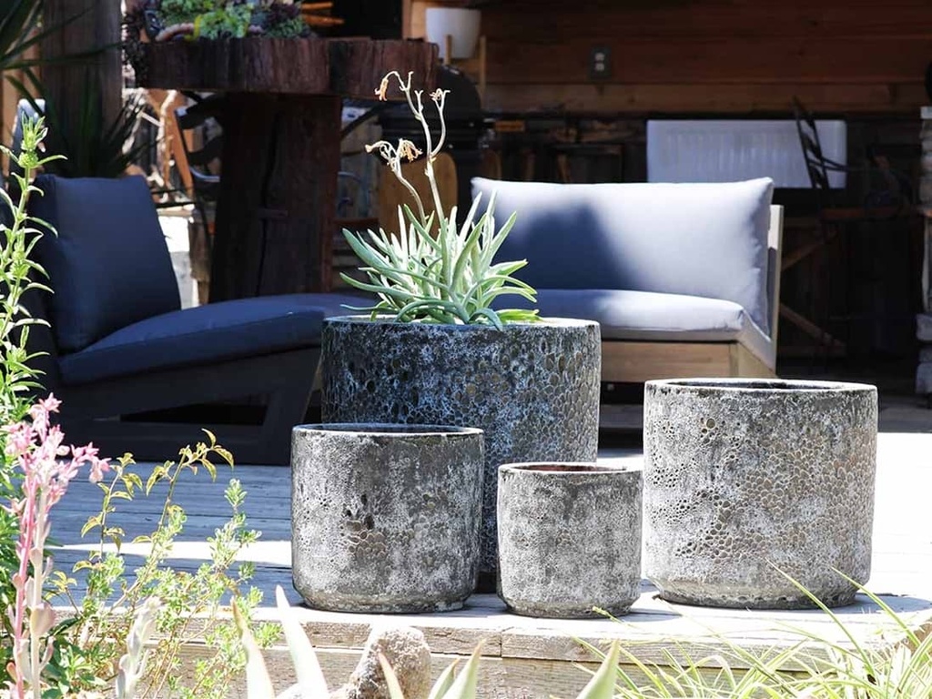 REDONDO PLANTER MID, CORAL BLACK, SET OF 4- 19.5"X18.0", 17.0"X15.5", 15.0"X14.0", 13"X12.5"