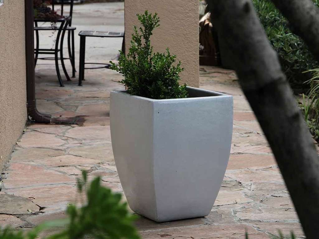 TALL MILAN SQUARE PLANTER, WHITE WHITE, SET OF 3 - 17.5" X 26.0", 14.0" X 20.0", 10.5" X 15.5"