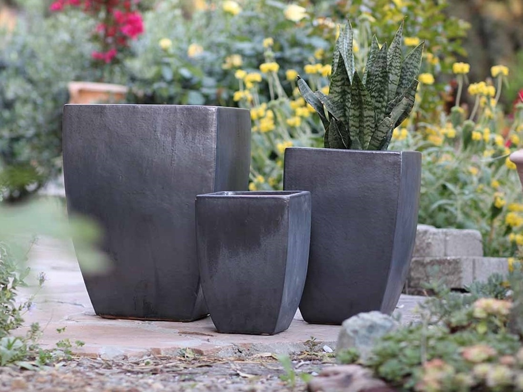 TALL MILAN SQUARE PLANTER, MATTE BLACK, SET OF 3 - 17.5" X 26.0", 14.0" X 20.0", 10.5" X 15.5"