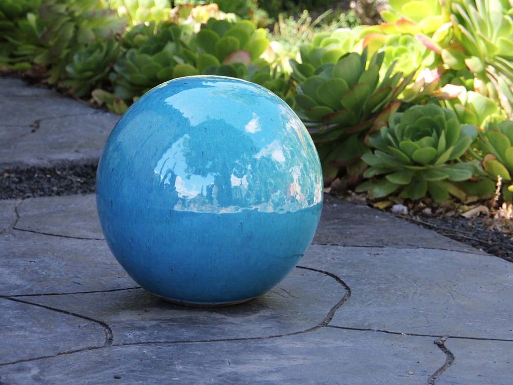 DECORATIVE SPHERE, FALLING AQUA, 19.5