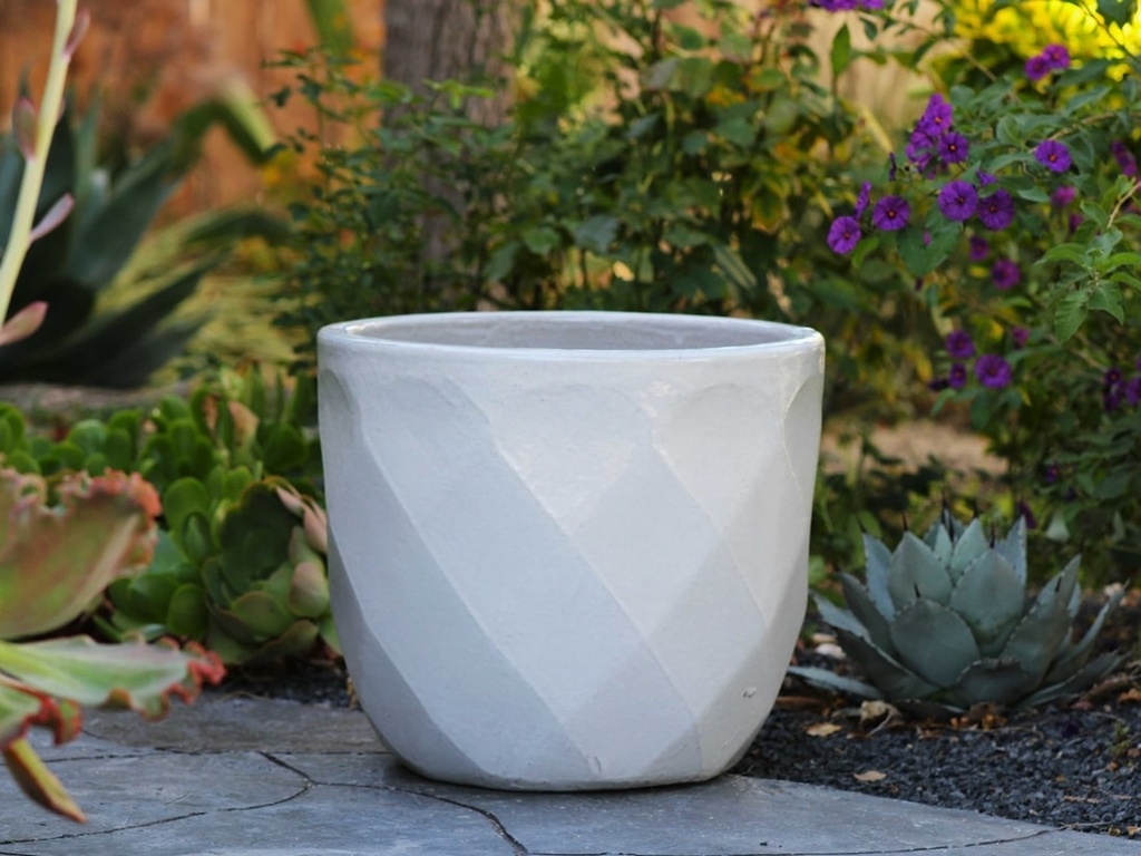DIAMOND PLANTER, WHITE WHITE, SET OF 3 - 17.5" X 15.0", 14.5" X 13.0", 11.5" X 10.0"