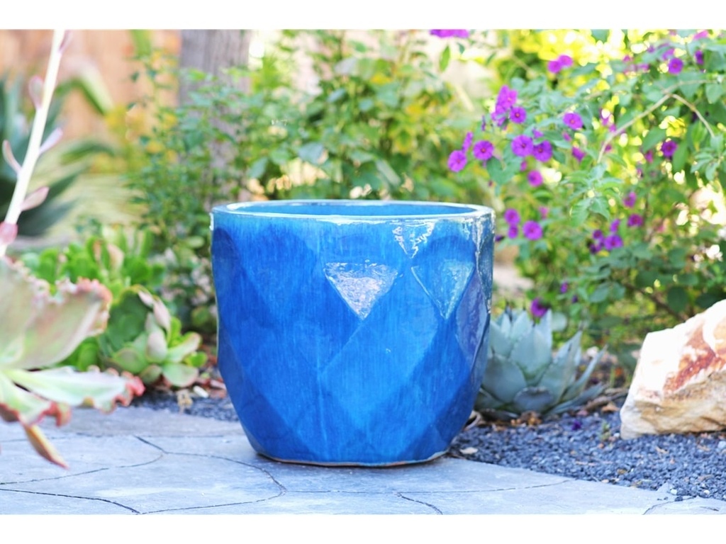 DIAMOND PLANTER, FALLING AQUA, SET OF 3 - 17.5" X 15.0", 14.5" X 13.0", 11.5" X 10.0"