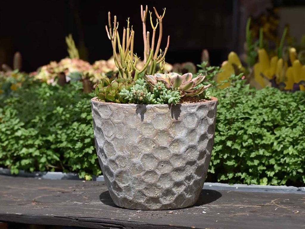 TUSCAN VILLAGE HAND THROWN EGG HEXAGON HANDTHROWN, ATLANTIS SKY, SET OF 3 - 15"X12.5", 11"X9.5", 7.5"X7"