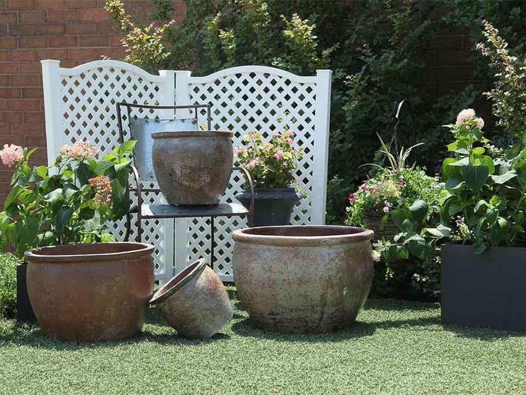 STANDARD GARDEN POT, HEIRLOOM WHITE, SET OF 4 - 23.5" X 17.0", 19.5" X 15.0", 14.5" X 13.0", 11.0" X 9.5"
