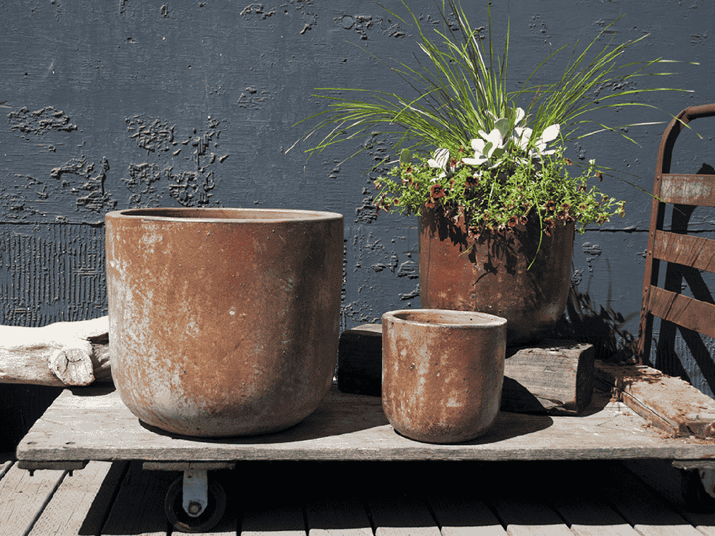 MILANO SHORT BARREL PLANTER, HEIRLOOM WHITE, SET OF 3 - 19.0" X 14.0", 15.5" X 12.5", 12.5" X 11.5"