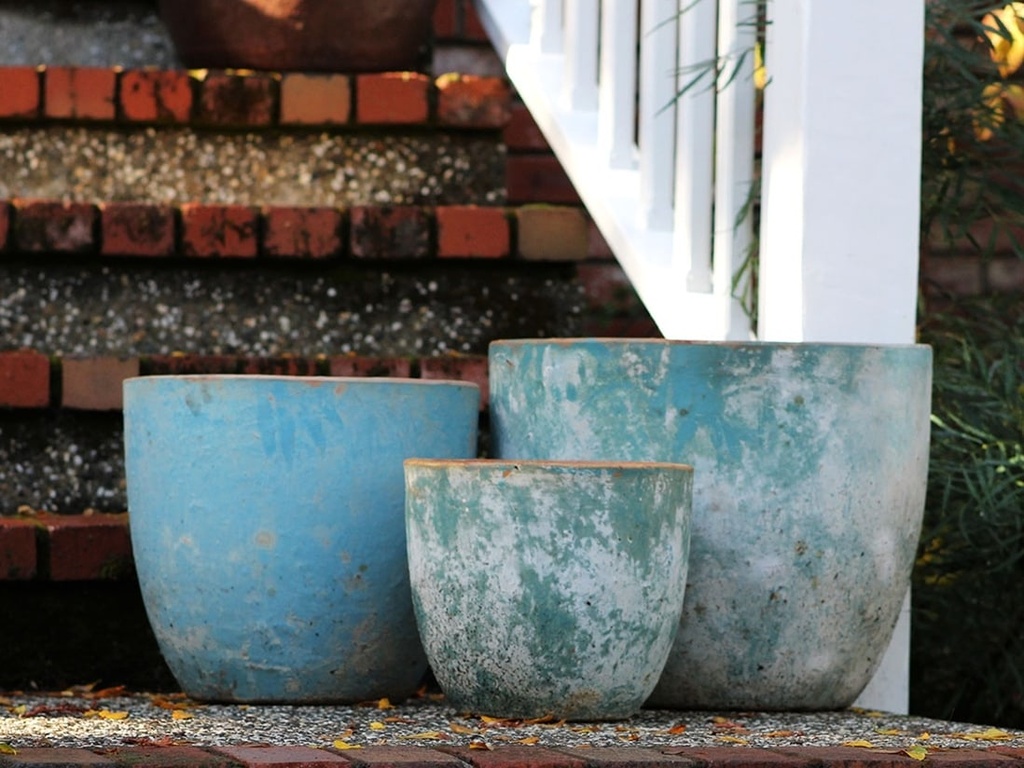 RIMLESS PARCO PLANTER, ATLANTIS SKY, SET OF 3 - 18.5" X 15.5", 15.0" X 13.5", 11.5" X 10.5"