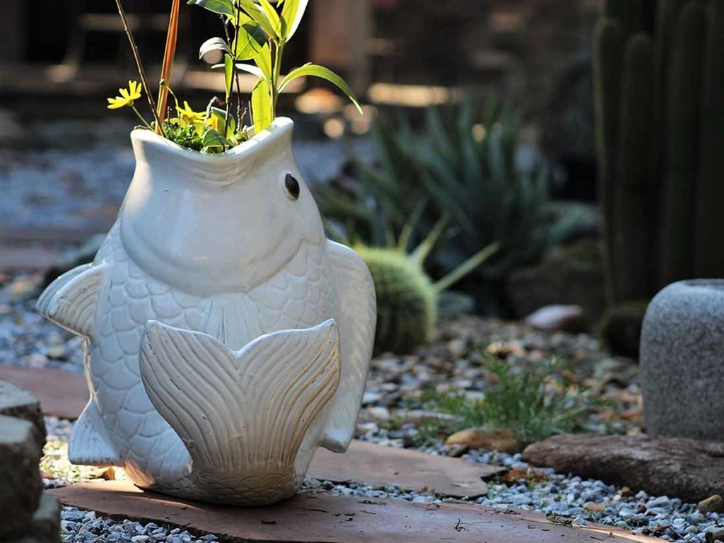 LEAPING CARP, WHITE NATURE STONE 14.5"X14.5"X15"