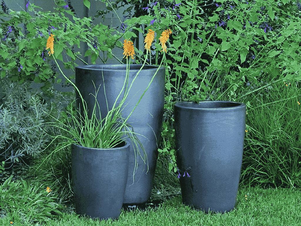 SLIM X-LARGE PLANTER, MATTE BLACK, SET OF 3- 20.5"X32.5", 16.5"X25.5", 13.0"X17.5"