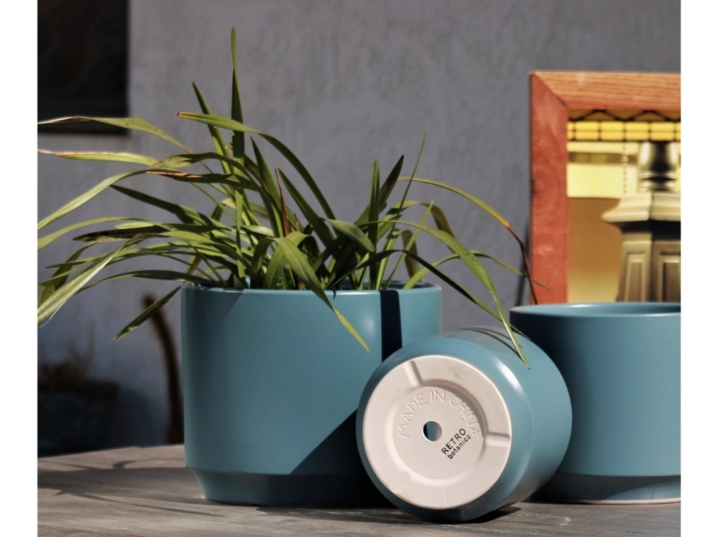 LARGE COMET PLANTER , TWILIGHT BLUE, SET OF 3- 12"X10" 10"X8.5" 8"X8"