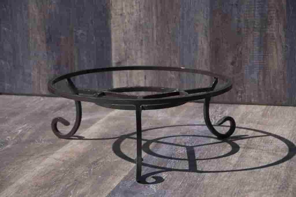 DOUBLE RING IRON STAND 17" X 10" HEIGHT