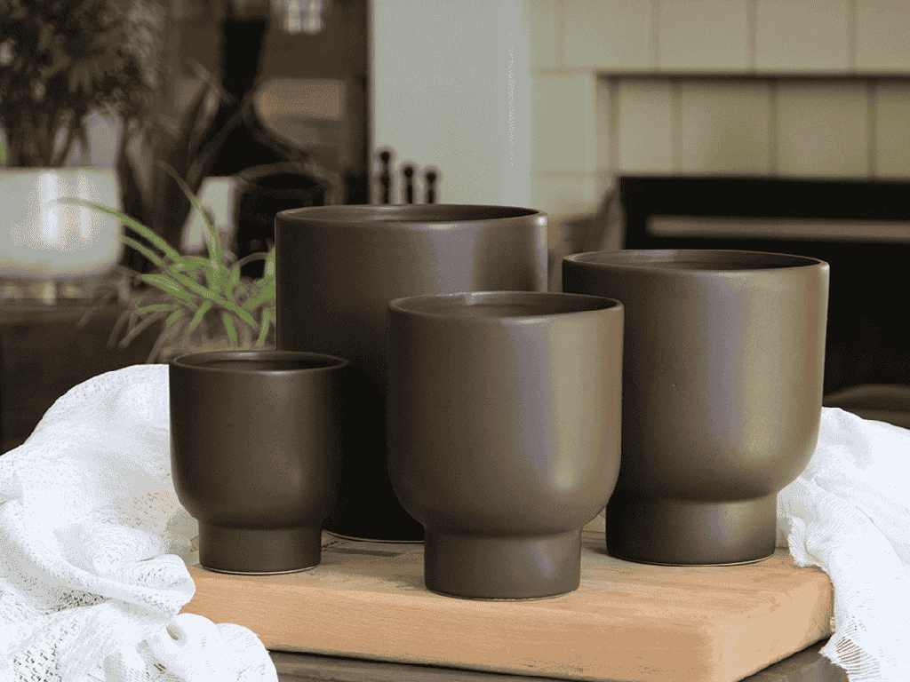 [IP-MC2030MBR-C12] MONSTERA CACHE POT, MATTE BROWN, 4.5"X5.0", SOLD IN CASE OF 12