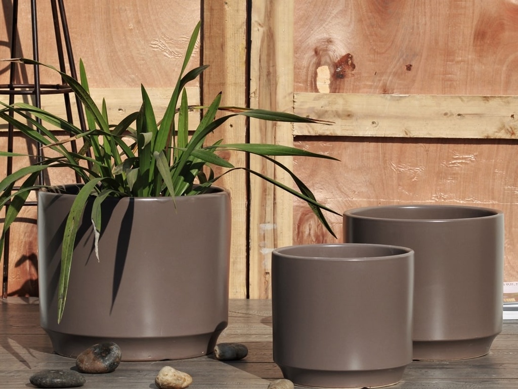 LARGE COMET PLANTER , PASTEL TAUPE, SET OF 3- 12"X10" 10"X8.5" 8"X8"
