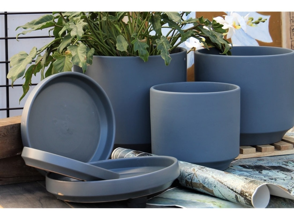 MID MODERN PLANTER WITH DETACHED SAUCER, JET GREY, 14.0"X12.0", 14.0"X2.5"