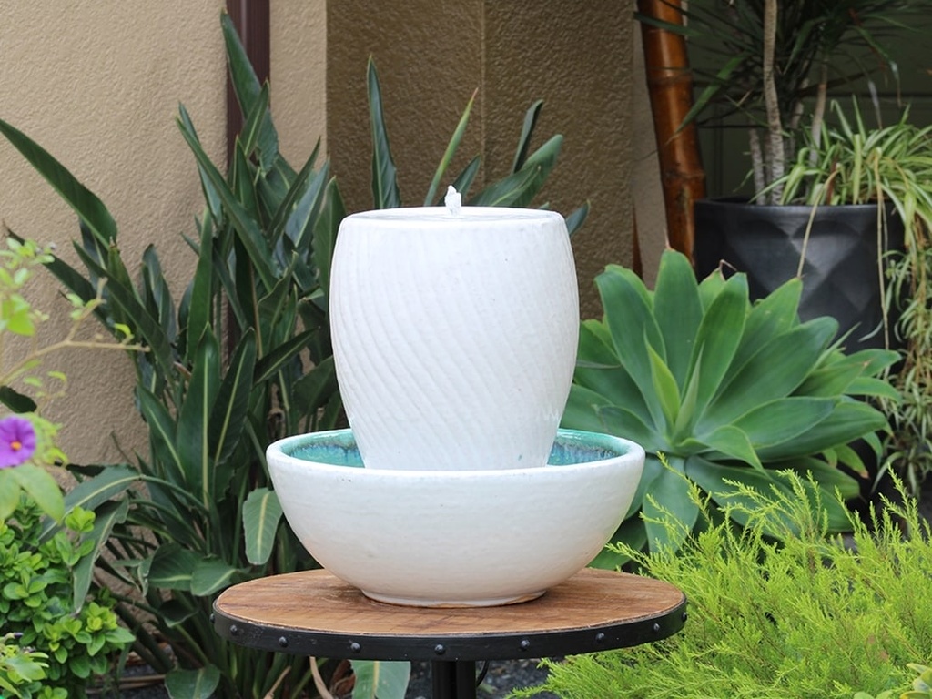 [PF-FTN12WH] TWISTED TABLE FOUNTAIN, WHITE, 10.0" X 15.0", 12.0" X 6.0" (SELF CONTAINED SOLD W/BASE & PUMP)