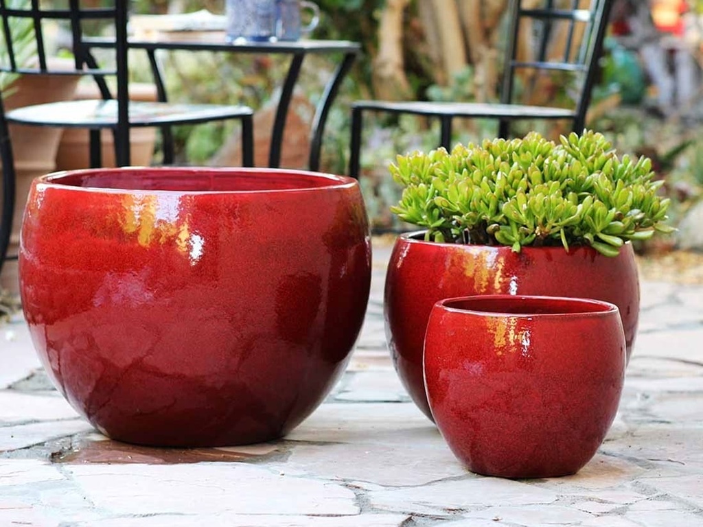 LOW MILANO PLANTER, LAVISH RED, SET OF 3-21.5" X 15.5", 16.0" X 12.0", 12.0" X 10.0"