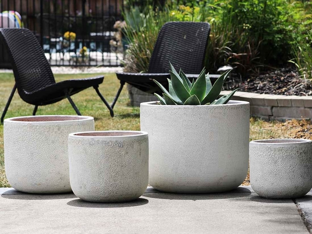 [PV-CG8258CWH-S4] NORMA PLANTER CORAL WHITE, SET OF 4-20.5"X16.5", 16.0"X14.0", 13.0"X12.0", 10.0"X9.5"