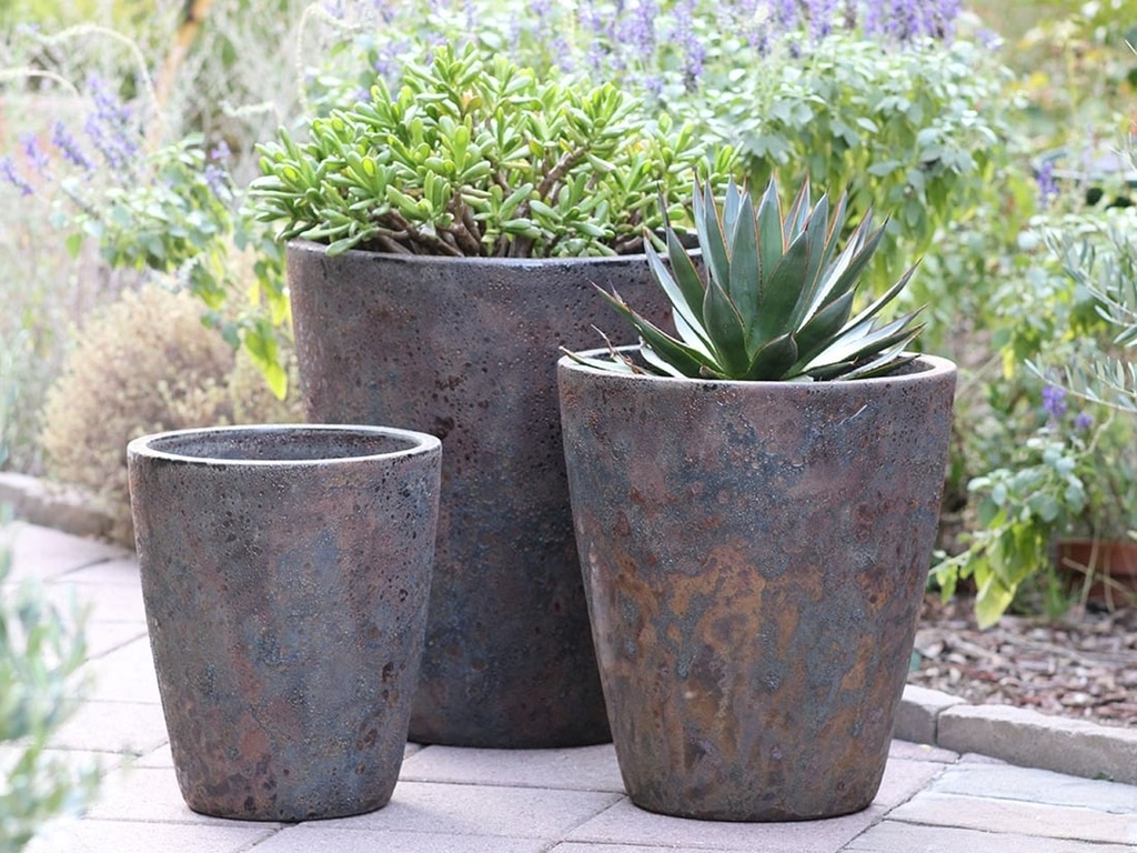 [PV-CG842CRU-S3] EXTRA LARGE BUCKET PLANTER, CORAL RUST, SET OF 3- 22.0"X23.0", 17.5"X19.5", 13.5"X15.5"