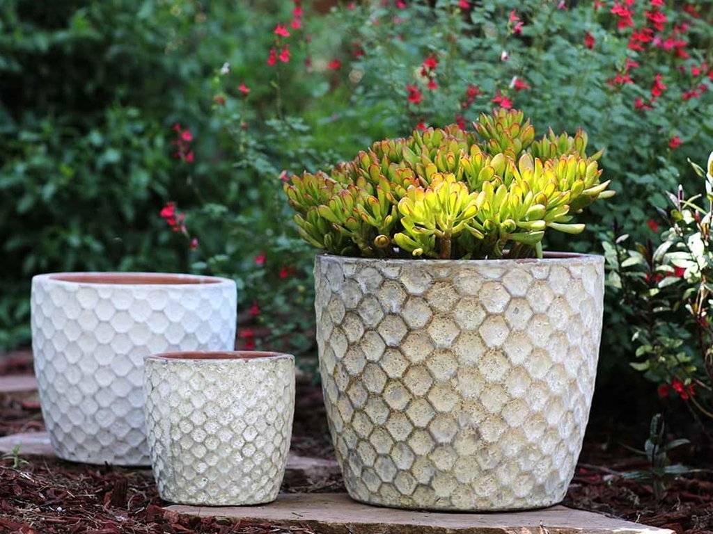 EGG HEXAGON HANDTHROWN, AEGEAN WHITE, SET OF 3 - 15"X12.5", 11"X9.5", 7.5"X7"