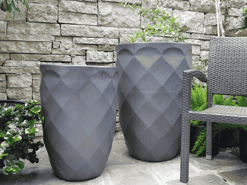 TALL DIAMOND PLANTER, MATTE BLACK, SET OF 2 - 22.0" X 32.5", 18.5" X 25.5"