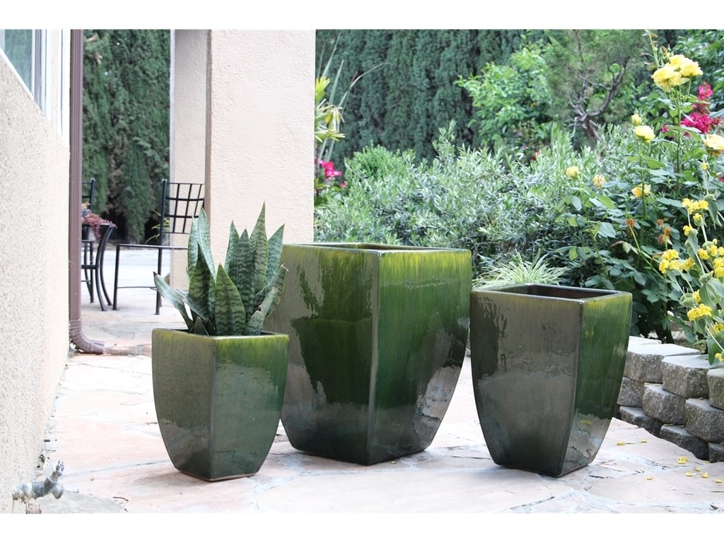 TALL MILAN SQUARE PLANTER, FERN GREEN, SET OF 3 - 17.5" X 26.0", 14.0" X 20.0", 10.5" X 15.5"