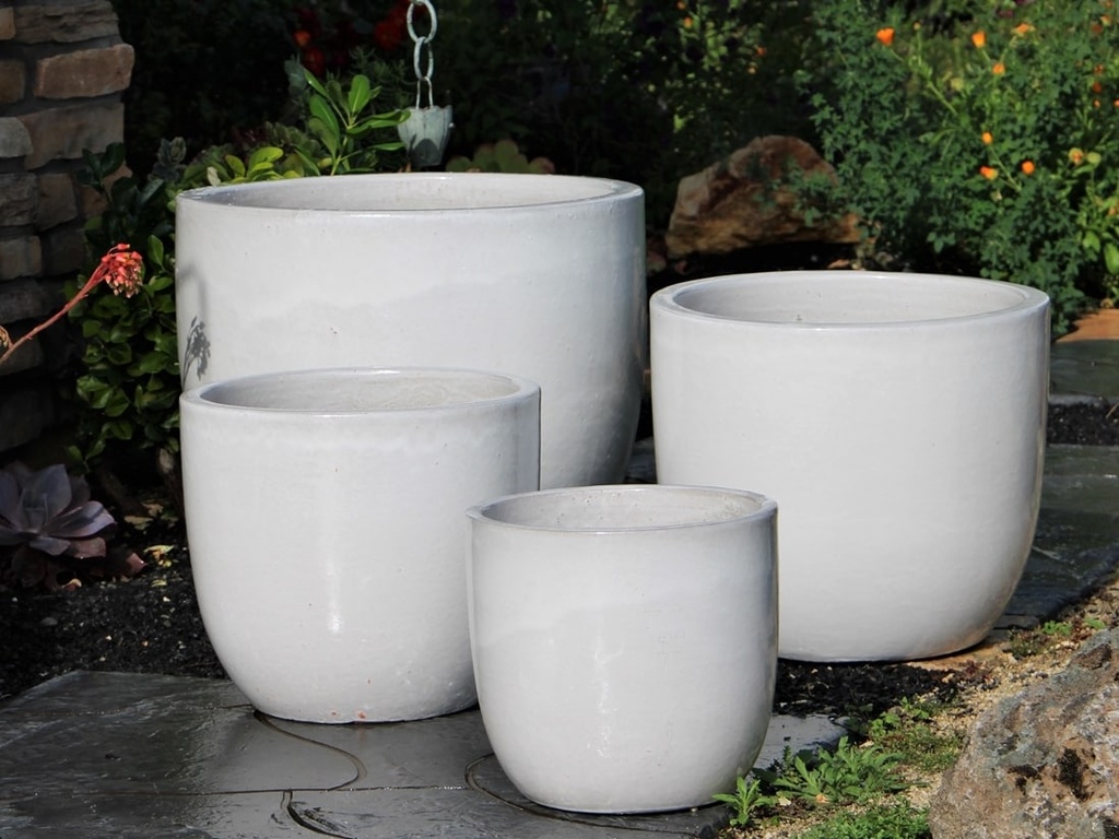 EGG SHELL POTS, WHITE, SET OF 4  22.5" X 18.0", 17.5" X 15.0", 14.0" X 12.0", 11.5" X 12.0"