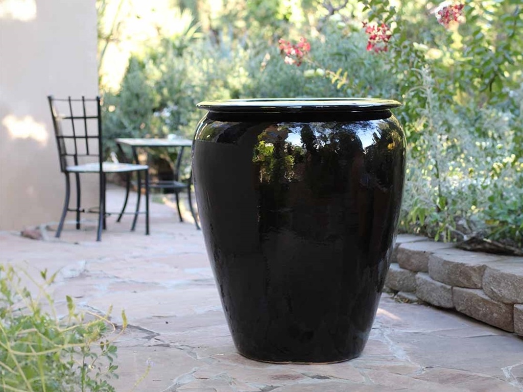 URN SMOOTH FINISHED, BLACK, X-LARGE - 32.5" X 36.5"