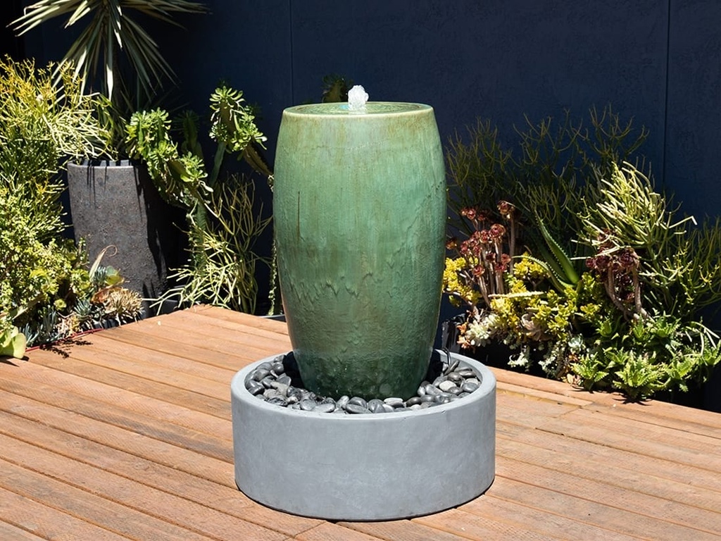 DRUM SHAPE FOUNTAIN, GREEN STREAM, 20"X35"  (BASE/PUMP SOLD SEPERATELY)