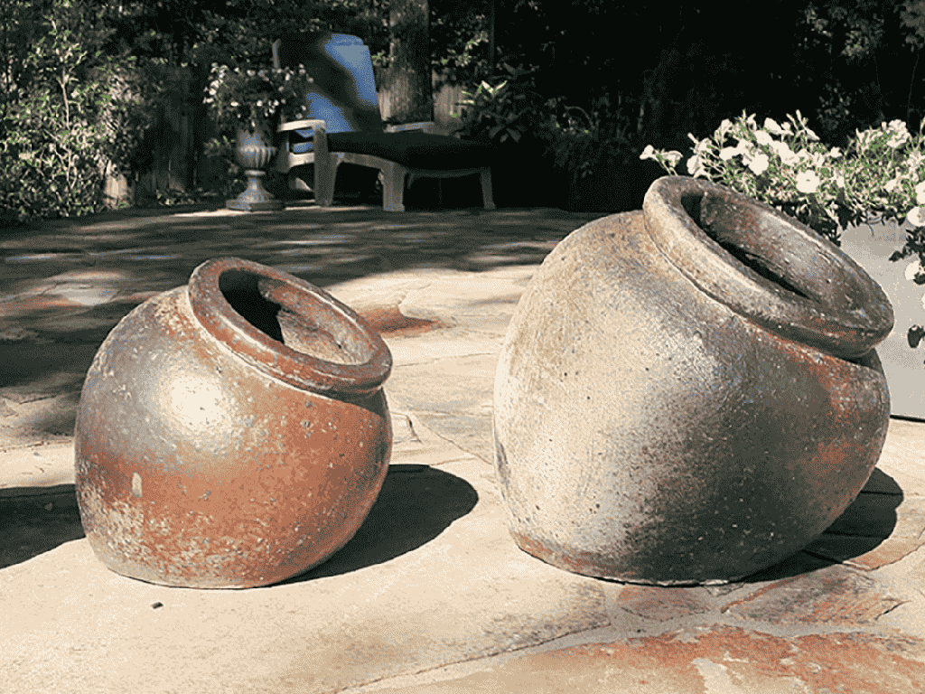 POTS D PISO, HEIRLOOM WHITE, A - 16"X16.5"