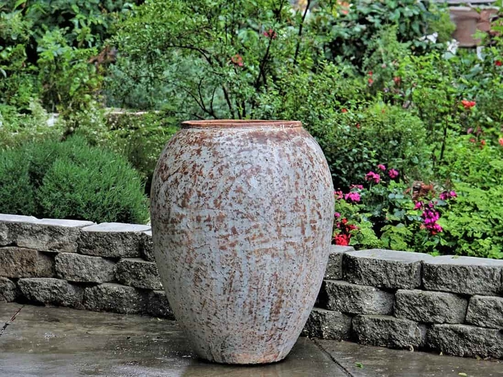 AMPHORA AFRICANA, HEIRLOOM WHITE 24.5"x32.0", TOP OD: 16.0", ID:13.5"