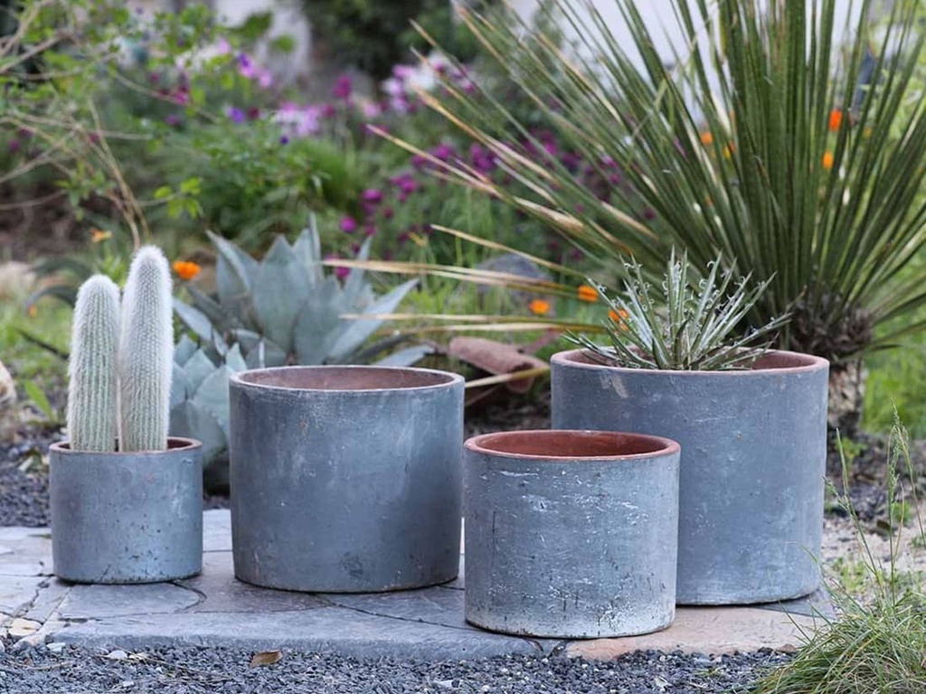 [PV-TST2627GPH-S4] TUSCAN VILLAGE HAND THROWN CYLINDER PLANTER, GRAPHITE, SET OF 4 - 12.5" X 10.5", 10.5" X 9.5", 9.5" X 8.0", 7.0" X 6.5"