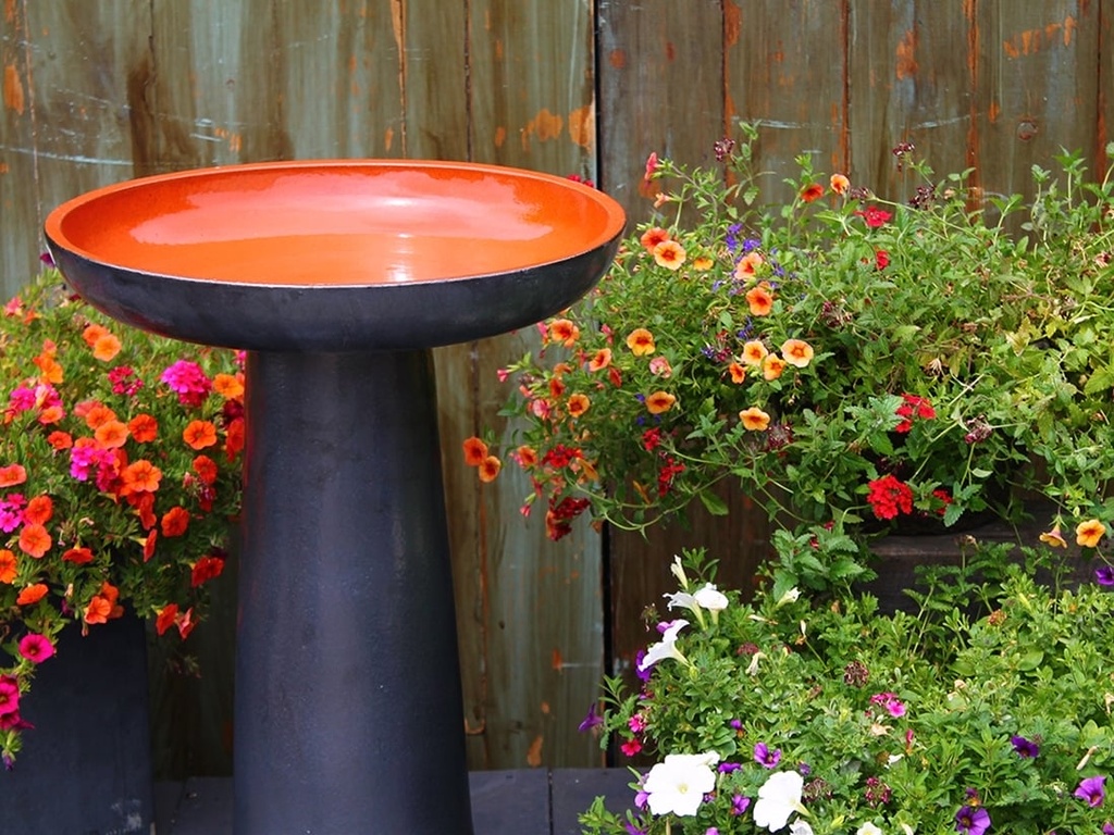 VICHY BIRDBATH/LOCKING TOP, ORANGE, 19"X27.50"