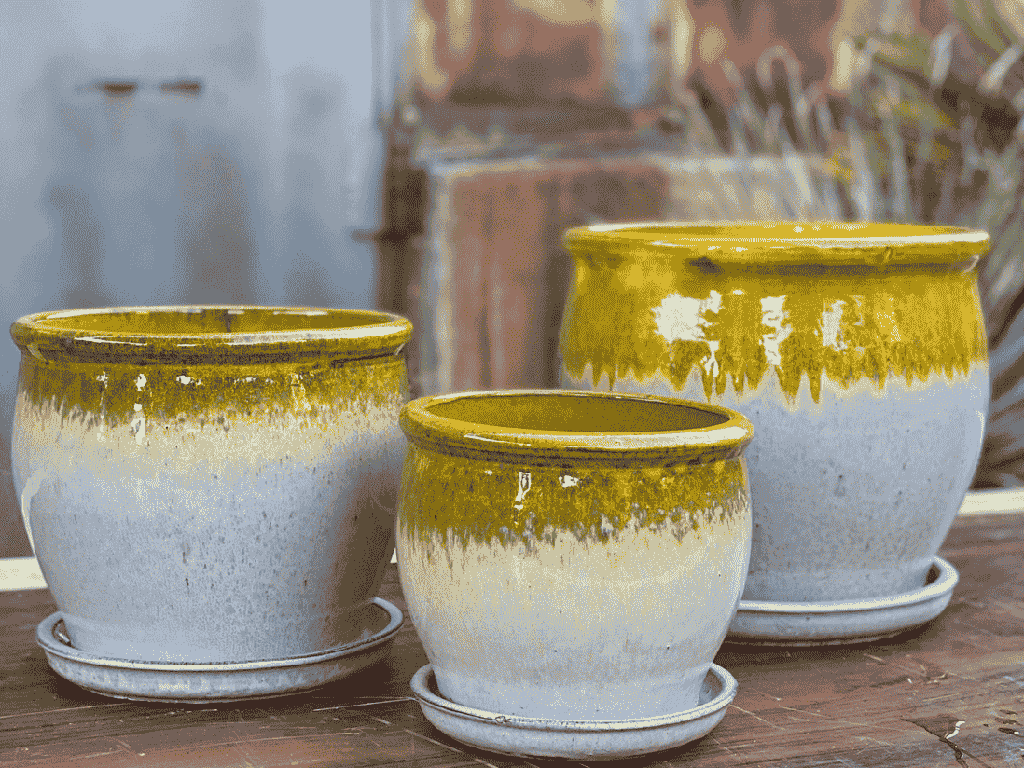 [PY-AS1699EYK-B] GOBLET PLANTER WITH ATTACHED SAUCER, EGG YOLK, 12.5"X11.0"