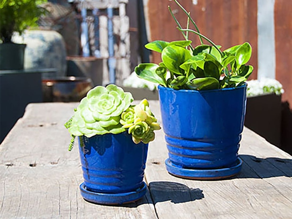 KONA INDOOR PLANTER WITH ATTACHED SAUCER, FALLING BLUE, 7.5"X6.5" (SOLD IN CASE OF 4)