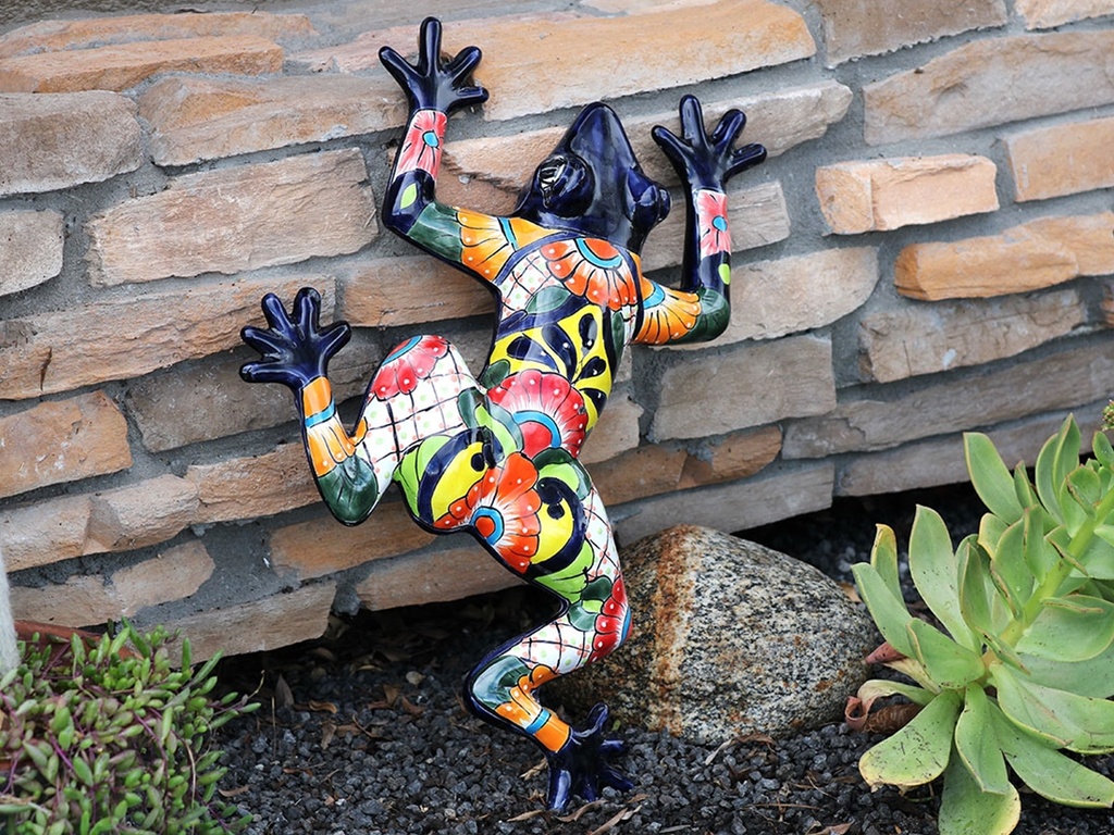[TL-A1116] EXTRA LARGE WALL FROG, 24.5"X18.5"