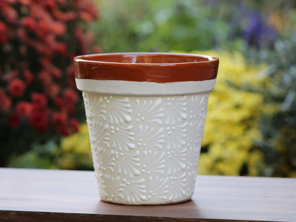 GARDEN VASE POT, LARGE, 7.5" x 8", CHRYSANTHEMUM WHITE, SOLD IN CASE OF 2